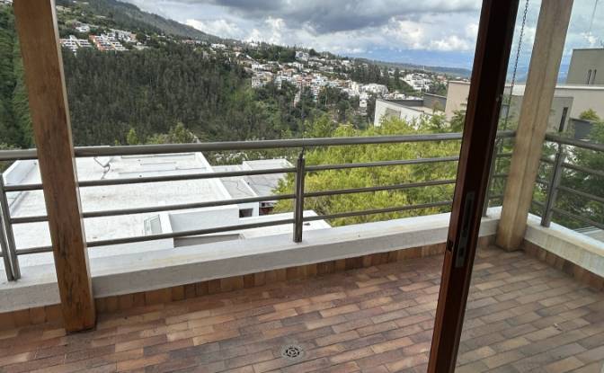 Villa for Sale Bernardo de Legarda, 170902 Quito. Photo#3 Villa for Sale Bernardo de Legarda, 170902 Quito. Photo#3