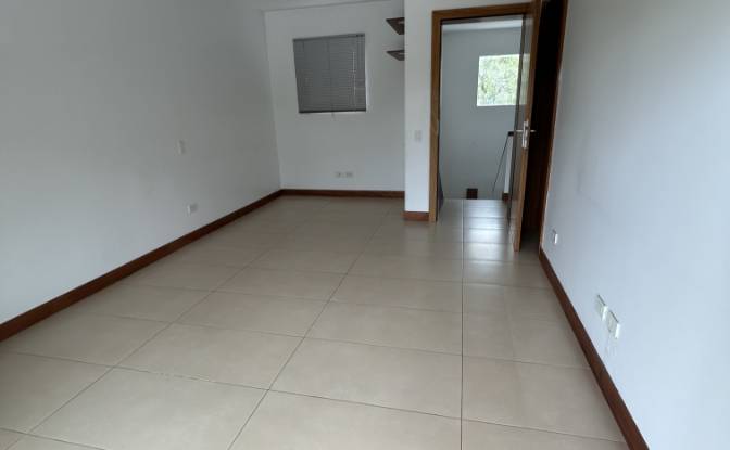 Villa for Sale Bernardo de Legarda, 170902 Quito. Photo#5 Villa for Sale Bernardo de Legarda, 170902 Quito. Photo#5