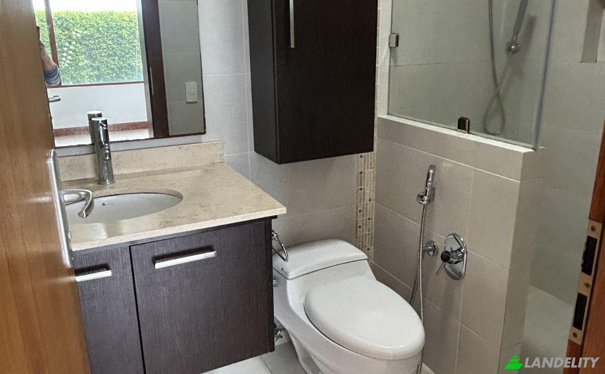 Villa for Sale Bernardo de Legarda, 170902 Quito, Quito, Metropolitan District of Quito, Pichincha, Ecuador. Photo 9