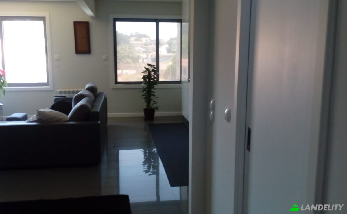 Apartment for Sale R Delfim Lima 64, 4410-241 Canelas, Canelas, Vila Nova de Gaia, Porto District, Portugal. Photo 3
