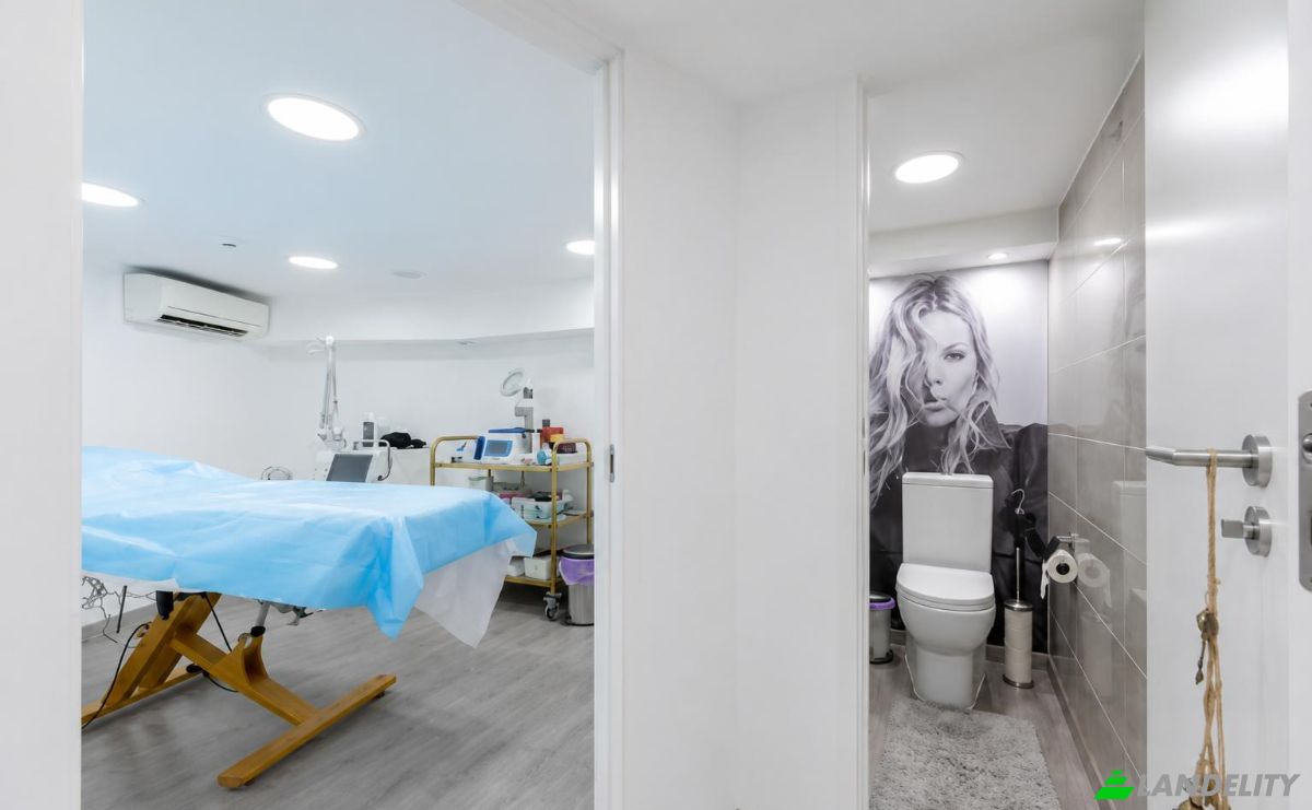 Business for Sale Av Casal Ribeiro 11, 1000-090 Lisboa, Lisbon, Portugal. Photo 12