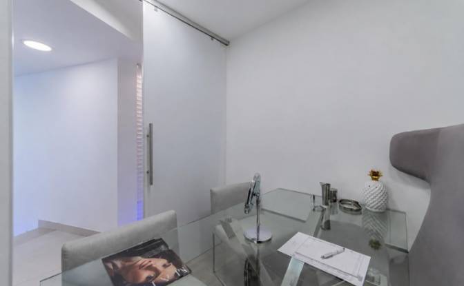 Business for Sale Av Casal Ribeiro 11. Photo#10 Business for Sale Av Casal Ribeiro 11. Photo#10