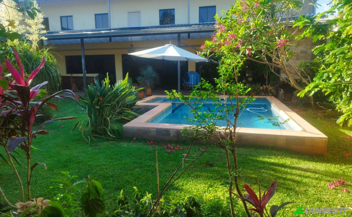 Single Family Home for Sale Itaugua 110619, Itaugua, Central Department, Paraguay. Photo 1