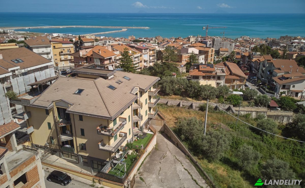 Appartement Te koop Via Giove, 98076 SantAgata di Militello ME, SantAgata di Militello, Metropolitan City of Messina, Sicily, Italy. Foto 1