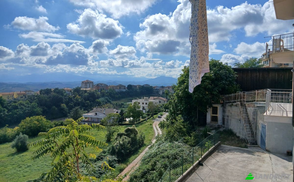 Apartment for Sale Via Francesco Egidi, 63062 Montefiore dellAso AP, Montefiore dellAso, Province of Ascoli Piceno, Marche, Italy. Photo 7