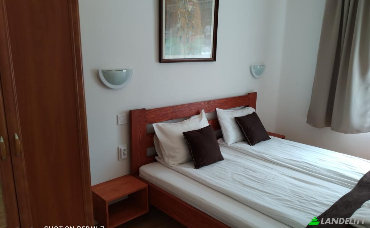 Duplex for Sale Hajduszoboszlo, Hajduszoboszlo District, Hajdu-Bihar, Hungary, Banomkerti ut 48, 4200 Hungary. Photo 5