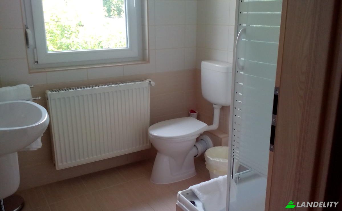 Duplex for Sale Hajduszoboszlo, Hajduszoboszlo District, Hajdu-Bihar, Hungary, Banomkerti ut 48, 4200 Hungary. Photo 7