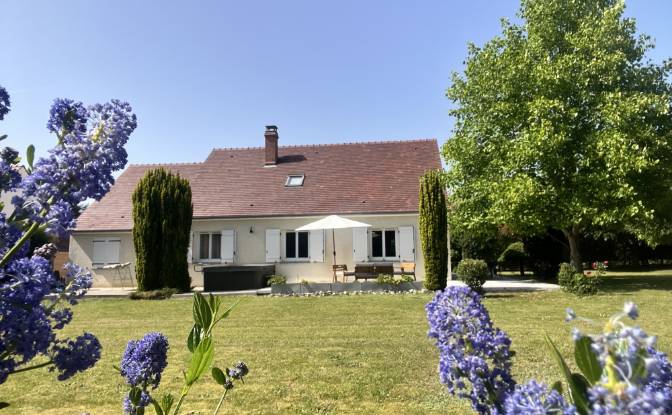 Casa unifamiliar à venda - Acheres-la-Foret, France