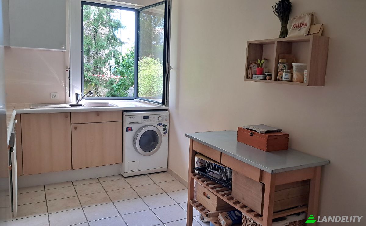 Apartment for Sale 119 Rue du 19 Janvier, 92380 Garches, Garches, Hauts-de-Seine, Ile-de-France, France. Photo 4