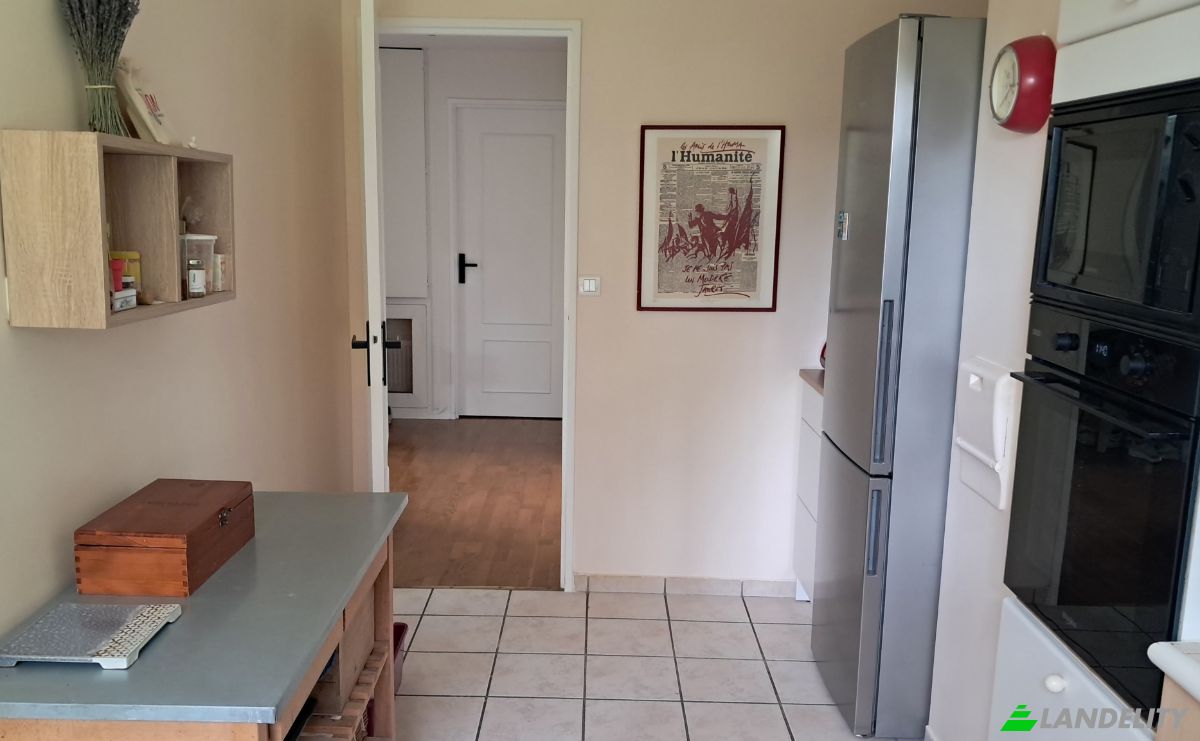 Apartment for Sale 119 Rue du 19 Janvier, 92380 Garches, Garches, Hauts-de-Seine, Ile-de-France, France. Photo 5