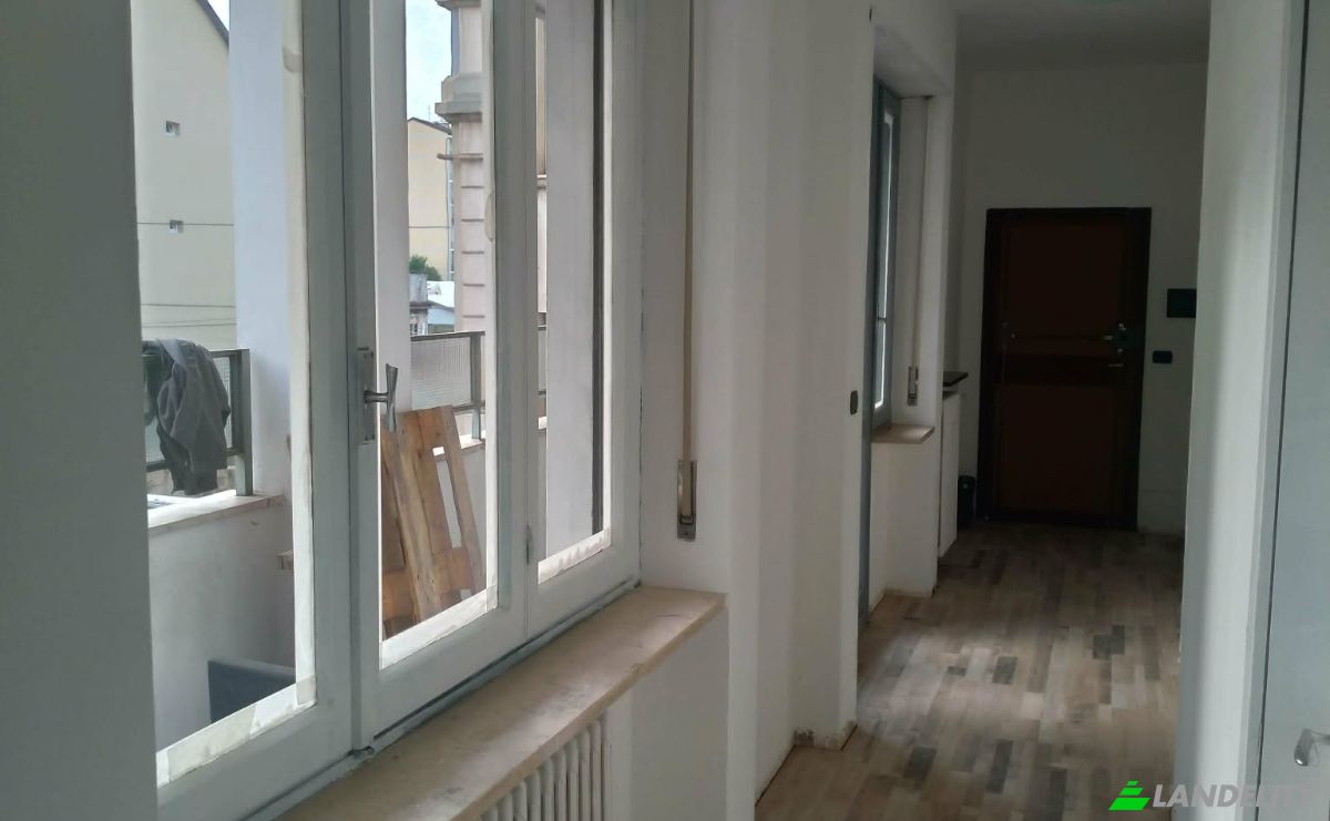 Apartment for Sale Cso Giulio Cesare, 10152 Torino TO, Turin, Metropolitan City of Turin, Piedmont, Italy. Photo 14