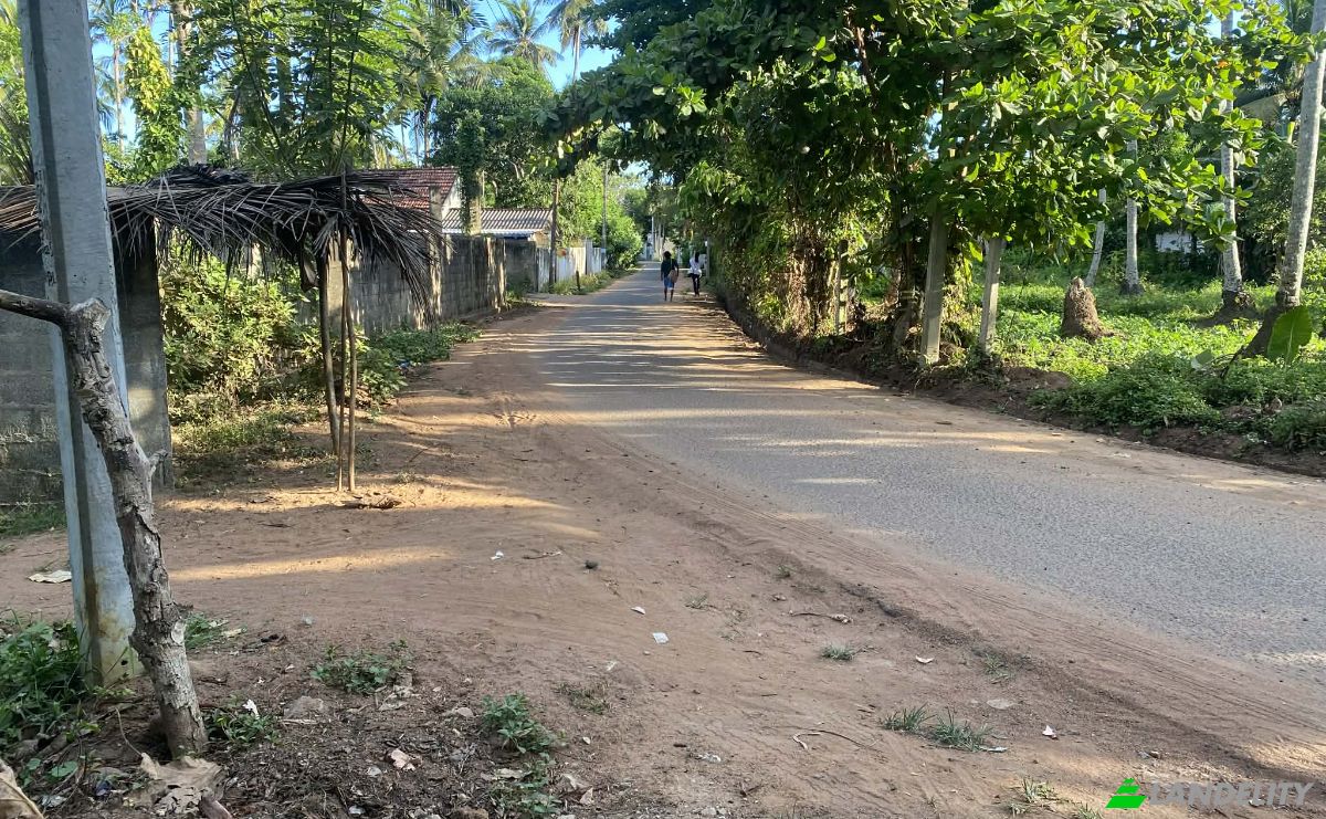 Land Lot for Sale Ahangama, Galle, Southern Province, Sri Lanka. Photo 7