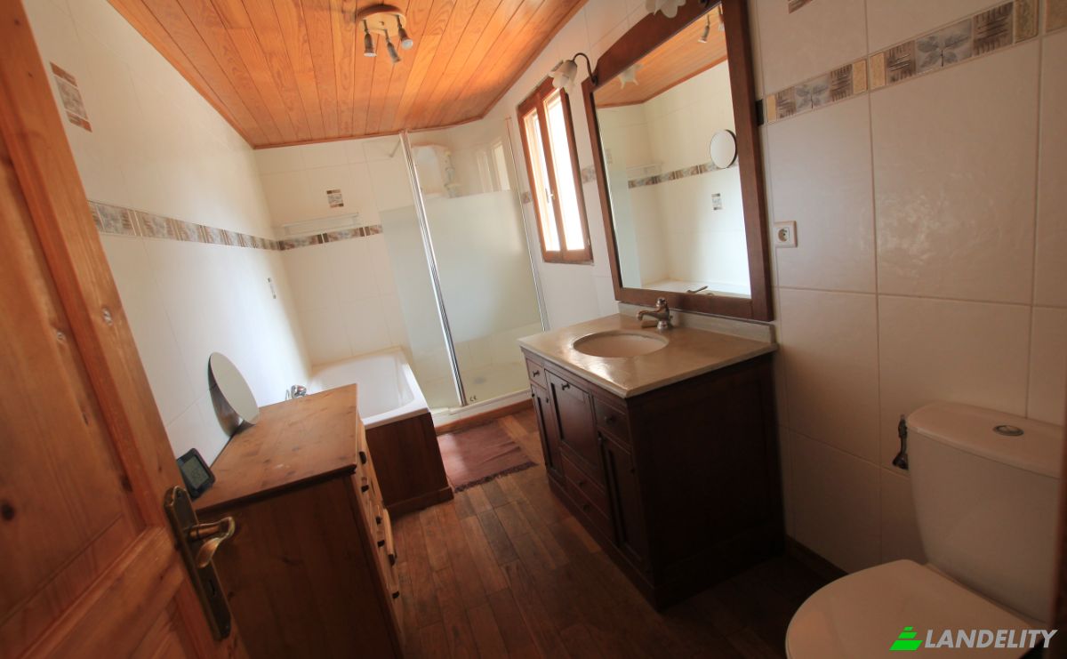 Maison unifamiliale à vendre 218 Rte de la Roya, 06660 Saint-Étienne-de-Tinée, Saint-Étienne-de-Tinée, Alpes-Maritimes, Provence-Alpes-Côte dAzur, France. Photo 6