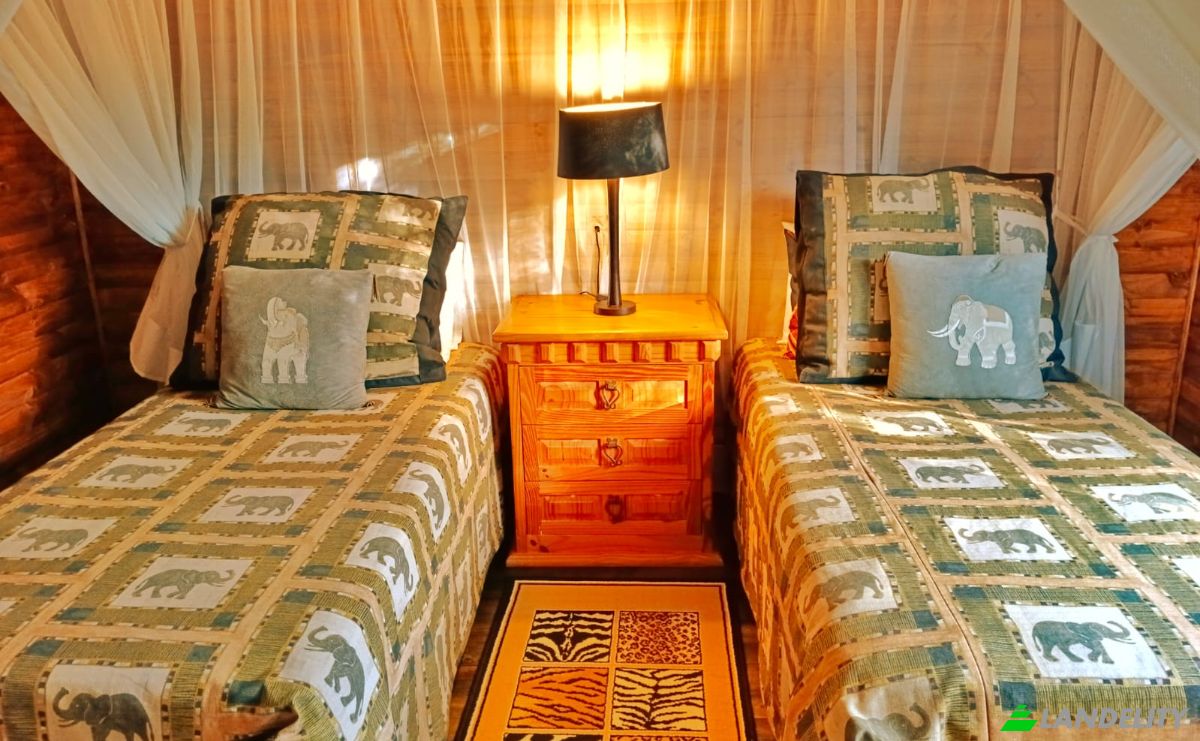 Cabin/Cottage for Sale 4100 Gemsbok Ave, Marloth Park, Ehlanzeni District Municipality, Mpumalanga, South Africa. Photo 7