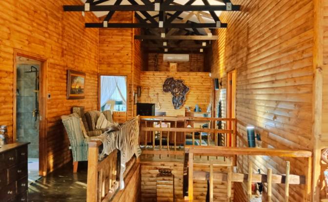 Cabin/Cottage for Sale 4100 Gemsbok Ave. Photo#9