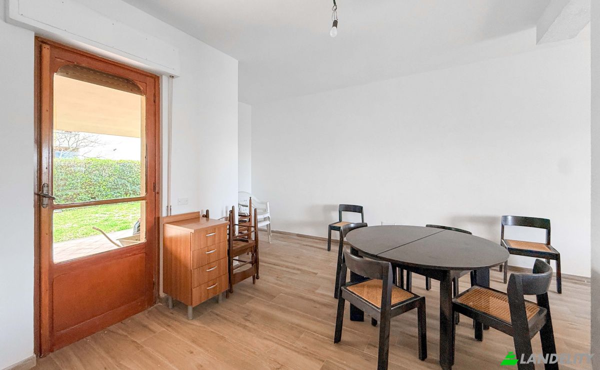 Villa for Sale Lungomare delle Nereidi, 01016 Lido di Tarquinia VT, Lido di Tarquinia, Province of Viterbo, Lazio, Italy. Photo 7