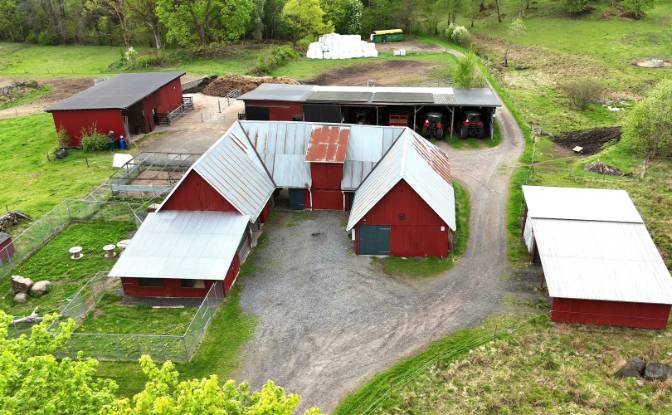 Granja/Rancho en venta Byvagen. Foto#22 Granja/Rancho en venta Byvagen. Foto#22