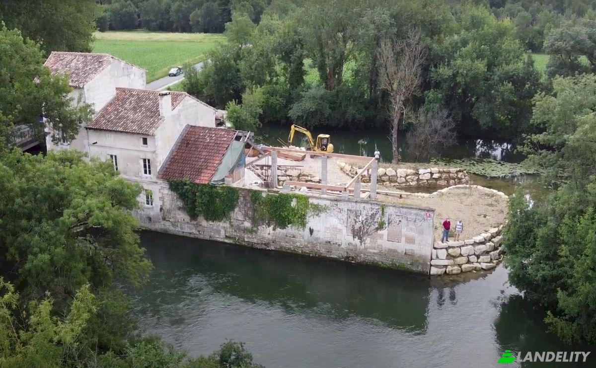 Investing/Development for Sale 6 Rue des Ponts, 16430 Vindelle, Vindelle, Charente, Nouvelle-Aquitaine, France. Photo 2