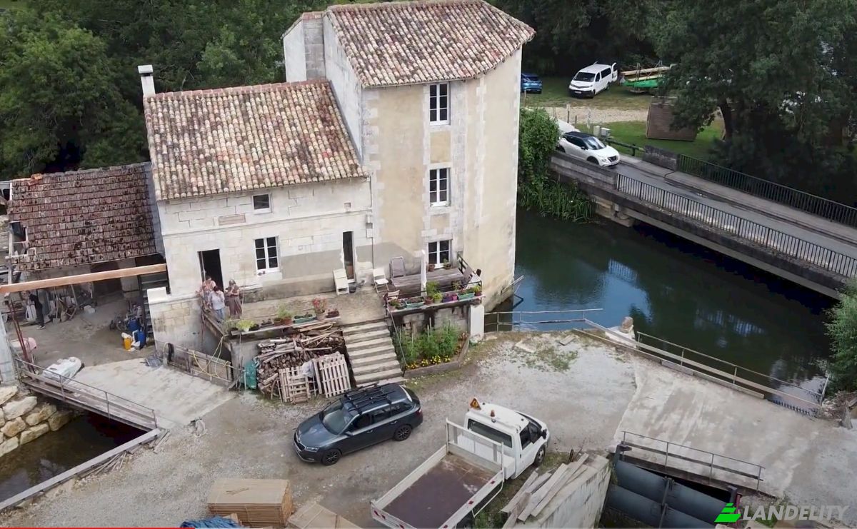 Investing/Development for Sale 6 Rue des Ponts, 16430 Vindelle, Vindelle, Charente, Nouvelle-Aquitaine, France. Photo 3
