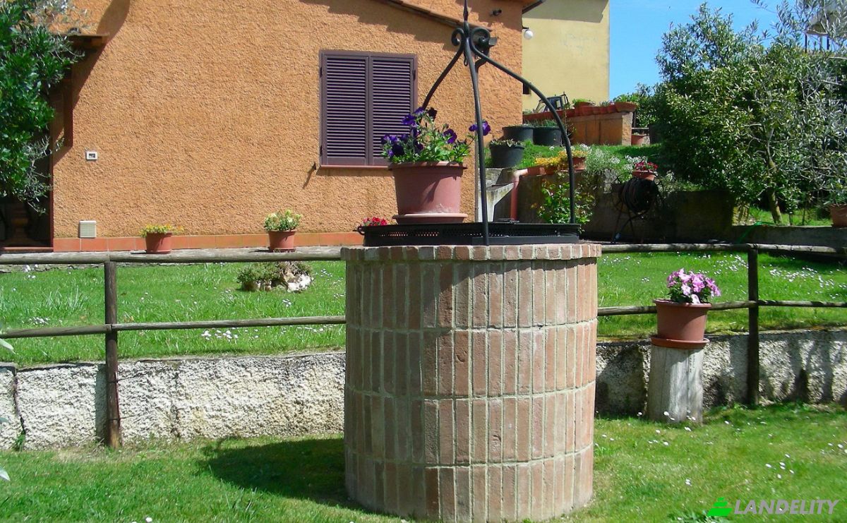Villa for Sale Via del Poggiarello, 52045 Foiano della Chiana AR, Foiano della Chiana, Province of Arezzo, Tuscany, Italy. Photo 19