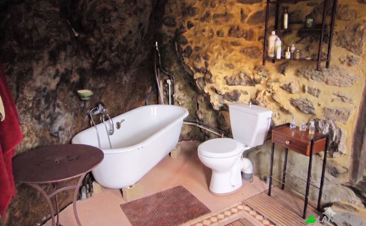 Single Family Home for Sale 529 Urties, 09320 Massat, Massat, Ariege, Occitanie, France. Photo 8