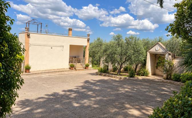 Villa zu verkaufen - Miglionico, Italy