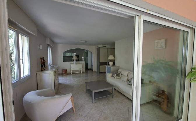 Appartement Te koop 200 Av Raimu, 83220 Le Pradet. Foto#4 Appartement Te koop 200 Av Raimu, 83220 Le Pradet. Foto#4