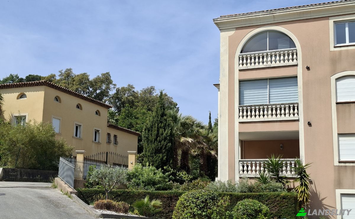 Appartement Te koop 200 Av Raimu, 83220 Le Pradet, Le Pradet, Var, Provence-Alpes-Cote dAzur, France. Foto 1