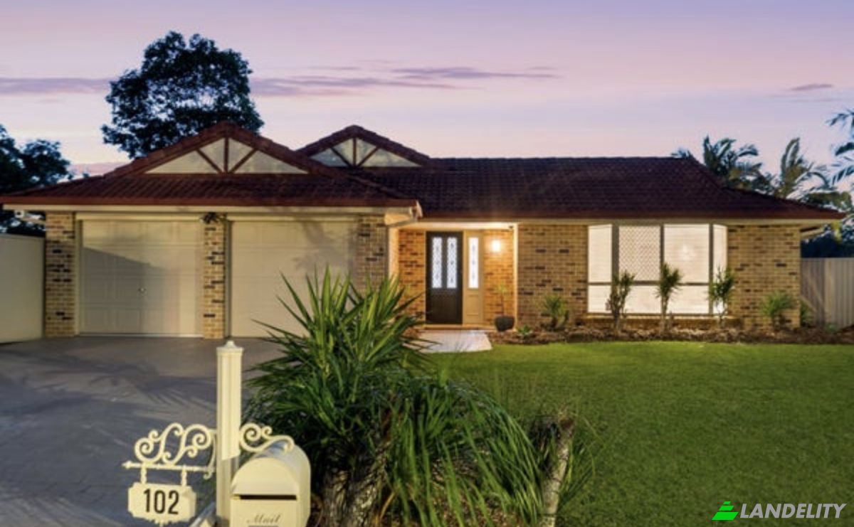 Eengezinswoning Te koop 102 Sharpless Rd, Springfield QLD 4300, Springfield, Ipswich City, Queensland, Australia. Foto 2