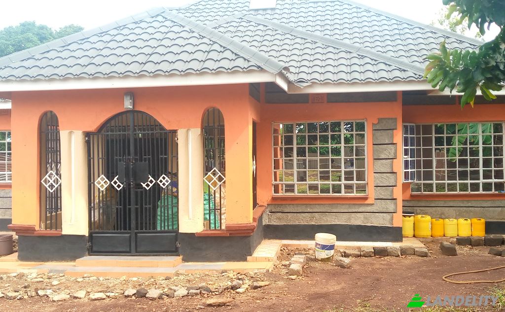 Single Family Home for Sale Ugweri, Runyenjes, Embu County, Kenya. Photo 3