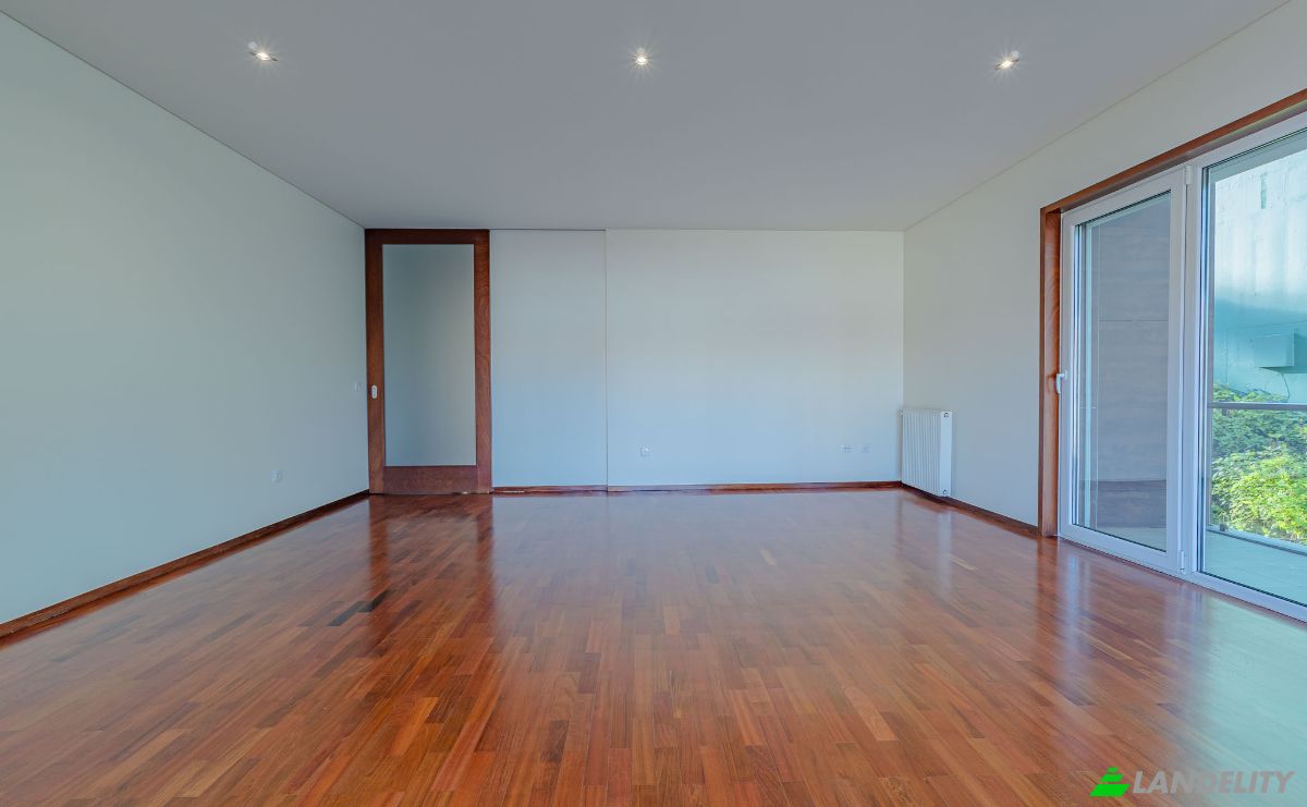 Appartement Te koop Praca das Flores 91, 4300-401 Porto, Porto, Porto District, Portugal. Foto 3