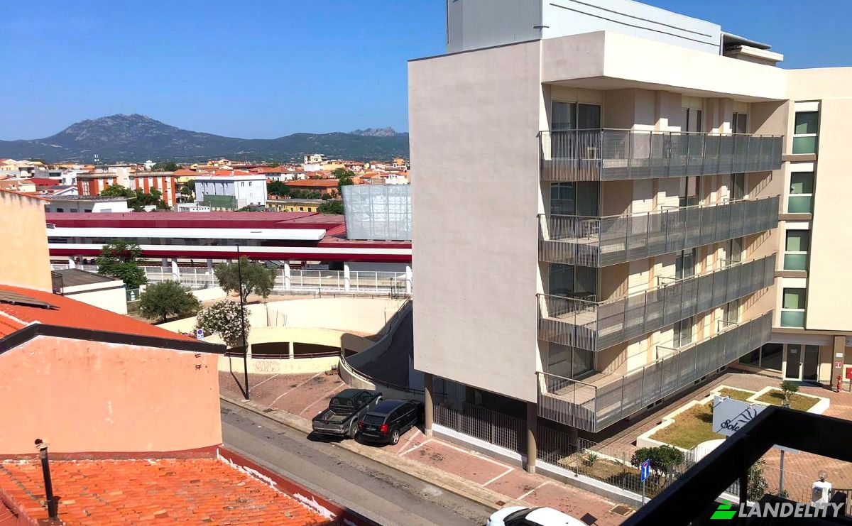 Appartement Te koop Via Tavolara, 07026 Olbia OT, Olbia, Province of Gallura North-East Sardinia, Sardinia, Italy. Foto 1
