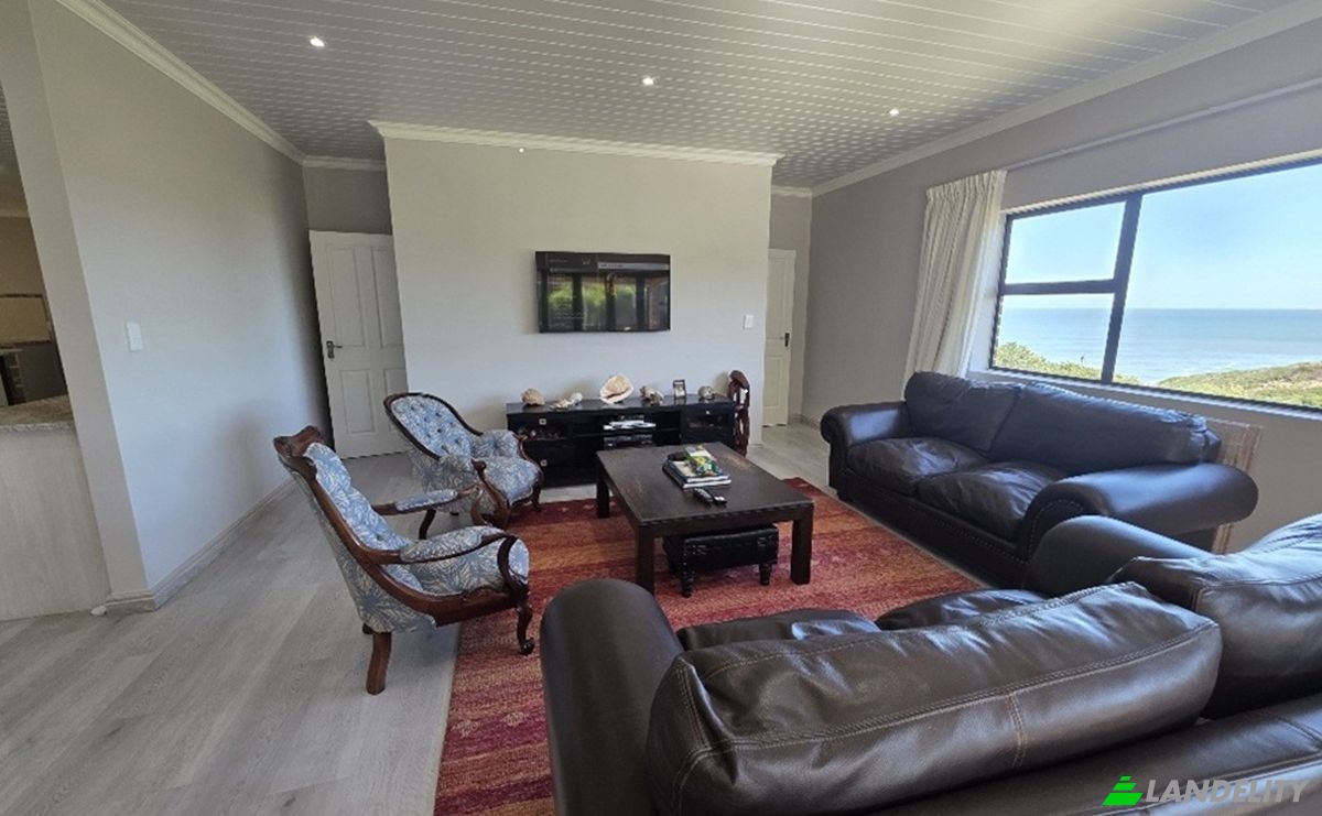 Maison unifamiliale à vendre 133 Heide Rd, Dana Bay, Mossel Bay, Garden Route District Municipality, Western Cape, South Africa, 6510. Photo 3