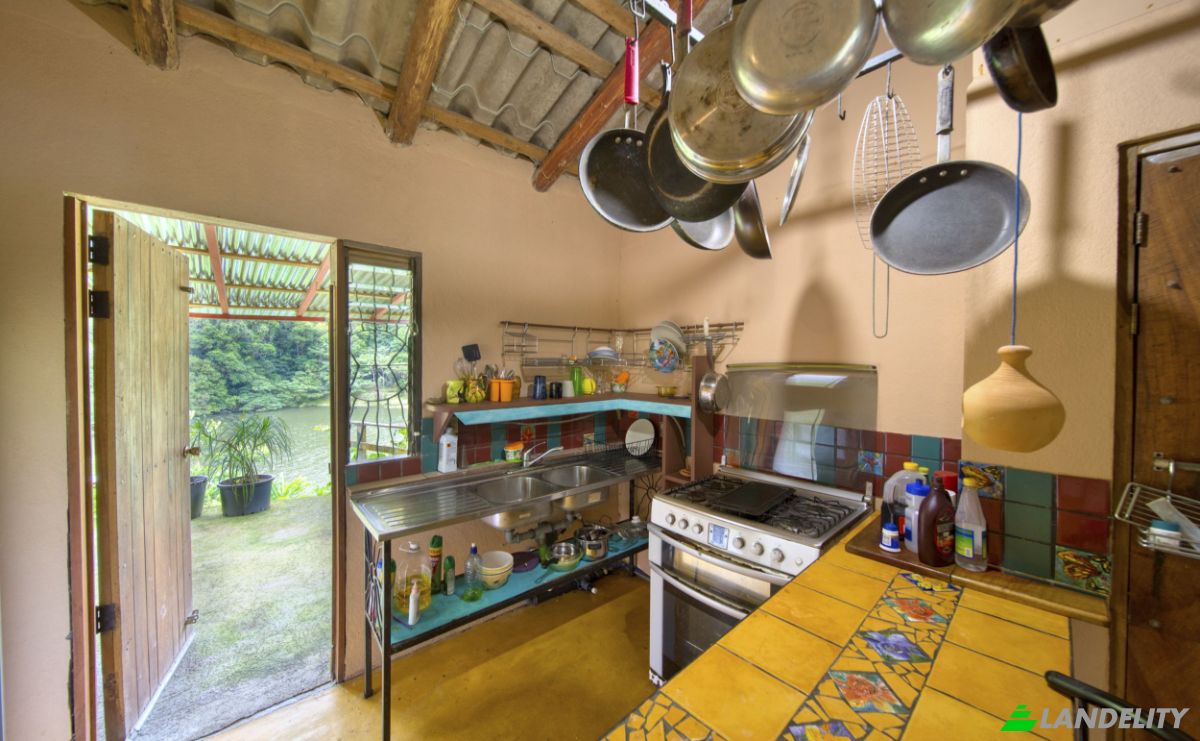 Bed and Breakfast for Sale Ruta Nacional Secundaria 142, Provincia de Guanacaste, Tilaran, Guanacaste Province, Costa Rica. Photo 11