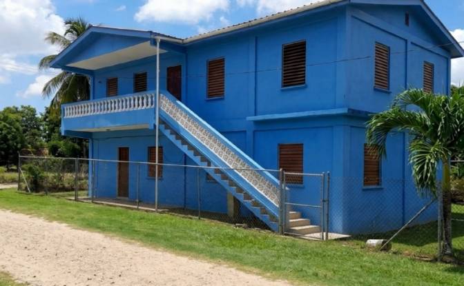 Дуплекс продаж - Roaring Creek, Belize