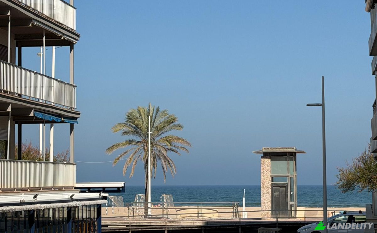 Apartment for Sale Carrer Mare Nostrum, Grau i Platja, Valencia, Valencian Community, Spain. Photo 2