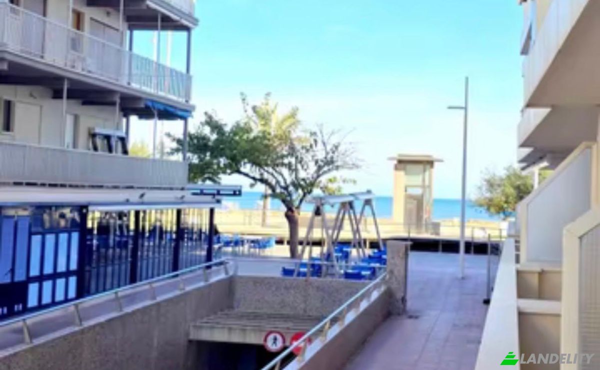 Apartment for Sale Carrer Mare Nostrum, Grau i Platja, Valencia, Valencian Community, Spain. Photo 1