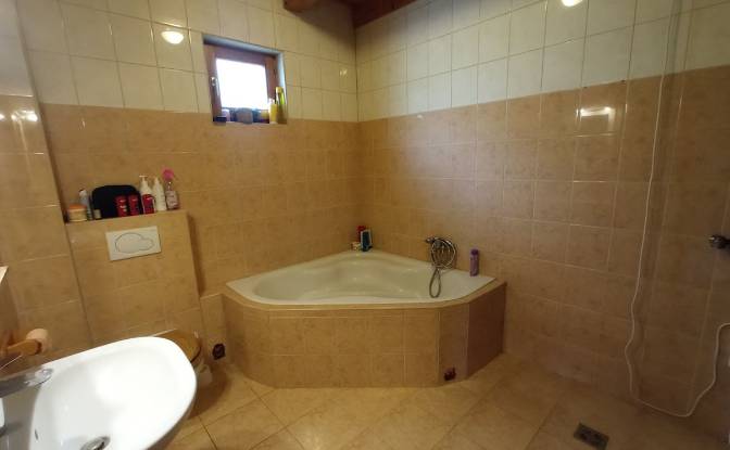 Eengezinswoning Te koop Zsambek. Foto#14 Eengezinswoning Te koop Zsambek. Foto#14