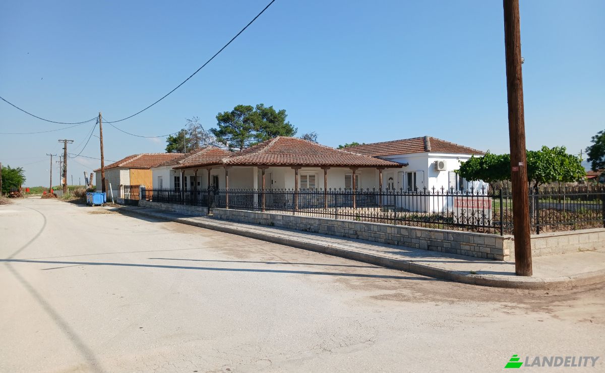 Eengezinswoning Te koop Sotirio 415 00, Sotirio, Thessalia, Decentralized Administration of Thessaly and Central Greece, Greece. Foto 1