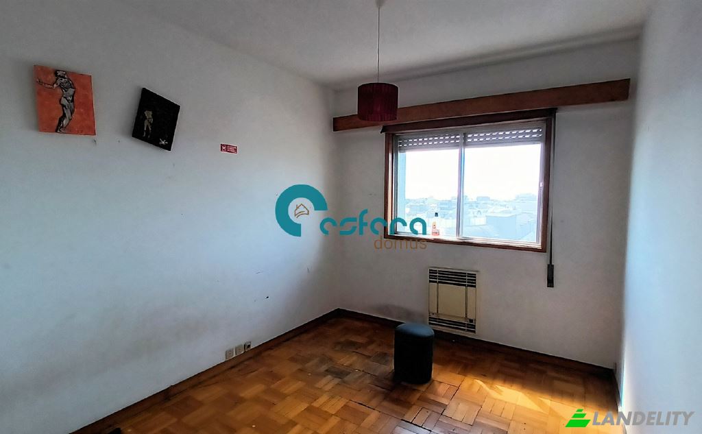 Apartment for Sale Rua de Goncalo Cristovao, Porto, Porto District, Portugal. Photo 9