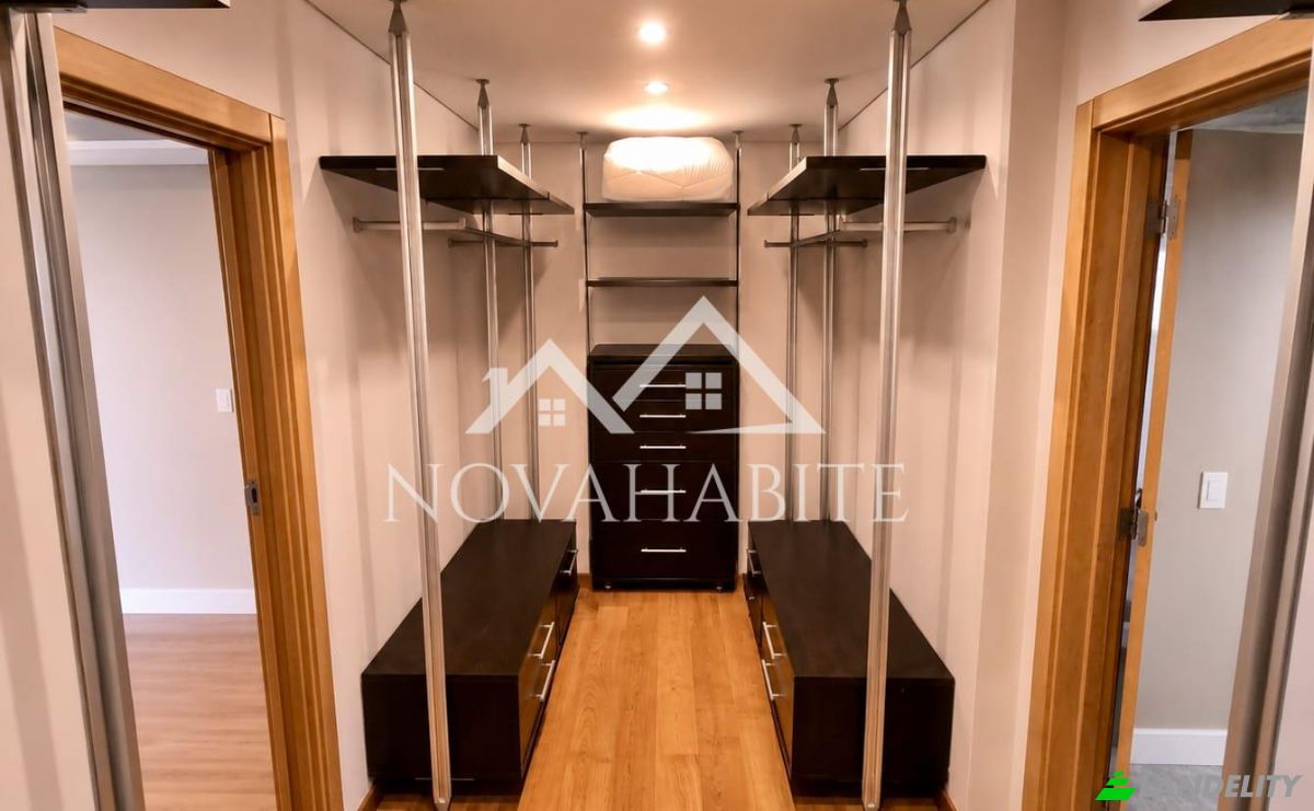 Casa adosada en venta R Ildo Hermogenes da Silva Marques 24, Lourinha, Lisbon, Portugal. Foto 11