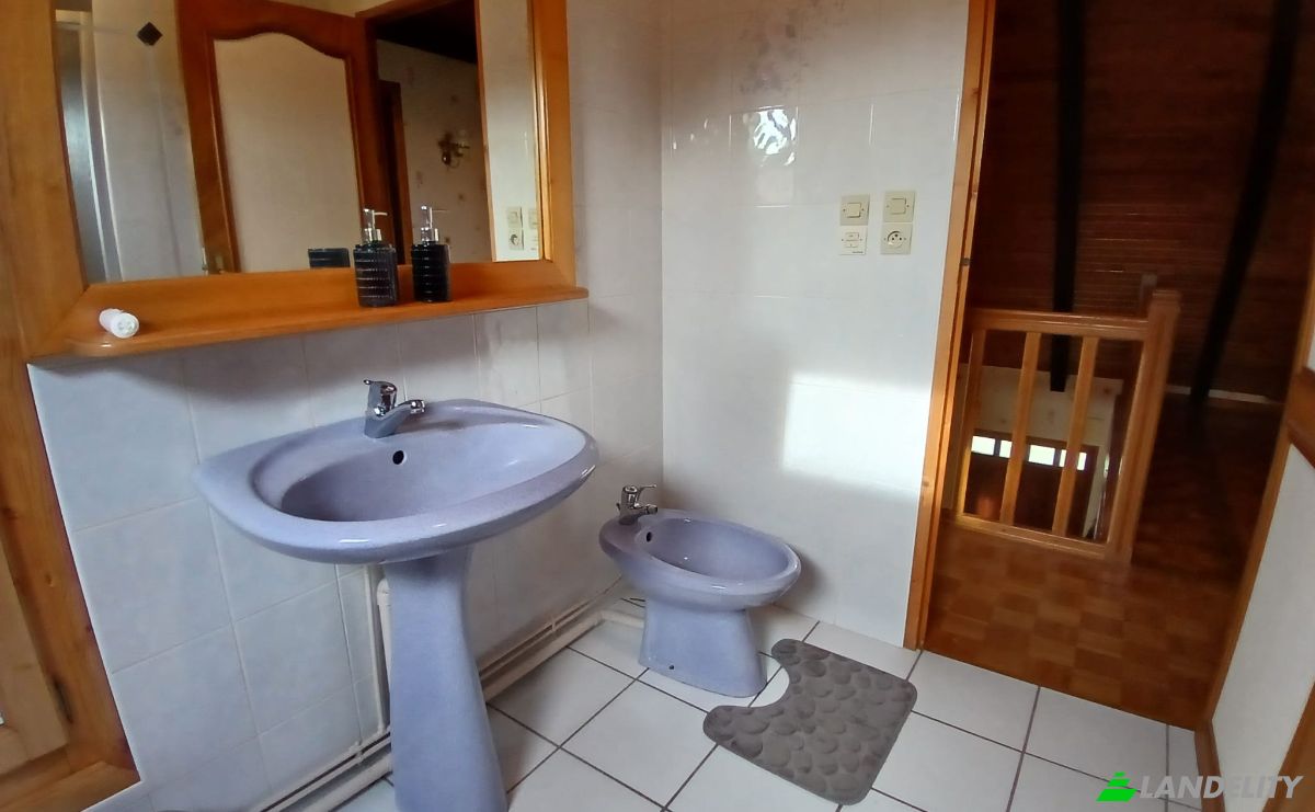 Casa de una sola familia en venta 14 Chem du Bousquet, 15000 Aurillac, Aurillac, Cantal, Auvergne-Rhone-Alpes, France. Foto 17