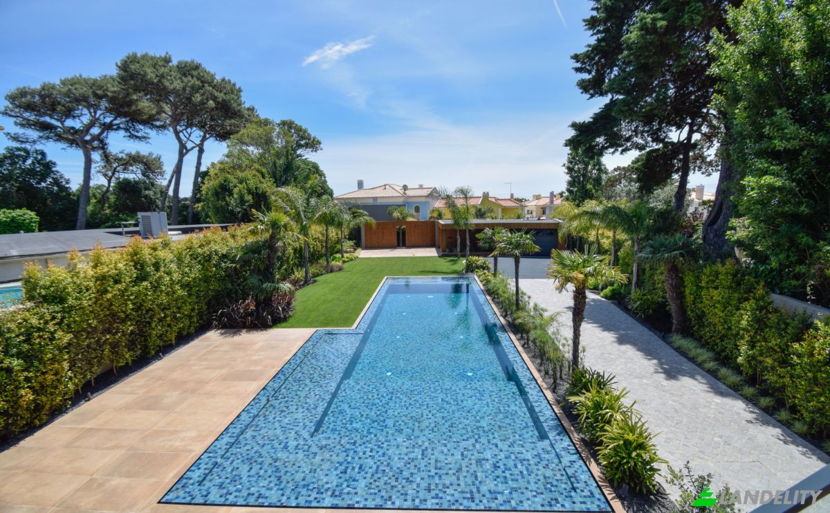 Single Family Home for Sale R da Suecia 5, Alcabideche, Cascais, Lisbon, Portugal. Photo 13