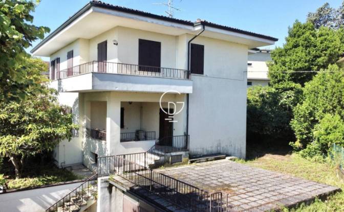 Investissement/Développement à vendre - Desenzano del Garda, Italy