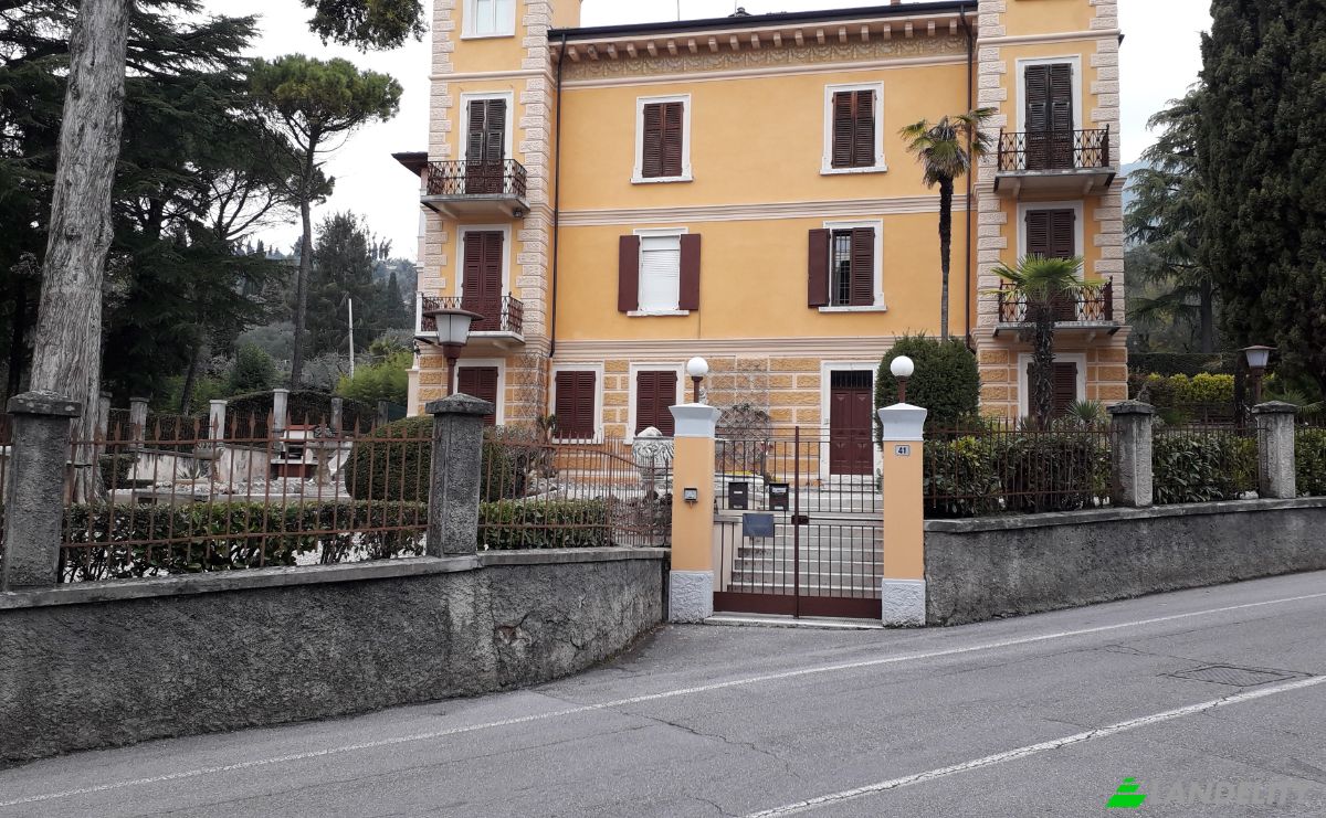 Departamento en venta Via Roma, 25083 Gardone Riviera BS, Gardone Riviera, Province of Brescia, Lombardy, Italy. Foto 1