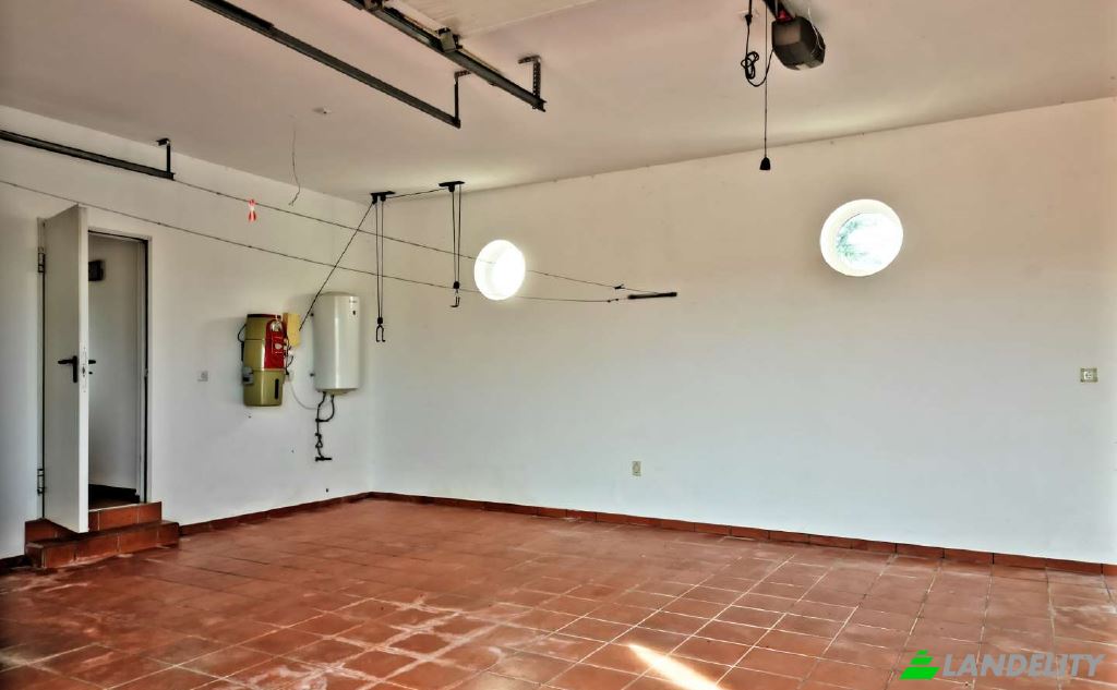 Single Family Home for Sale Bombarral, Leiria District, Portugal. Photo 23