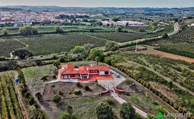 Single Family Home for Sale Bombarral. Photo#6 Single Family Home for Sale Bombarral. Photo#6