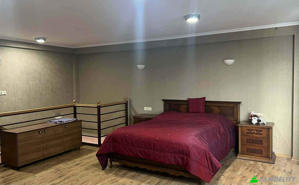 Dubbelzijdig Te koop 18 Zaza Panaskertel-Tsitsishvili St, Tbilisi, Tbilisi, Didi digomi, Georgia. Foto 6