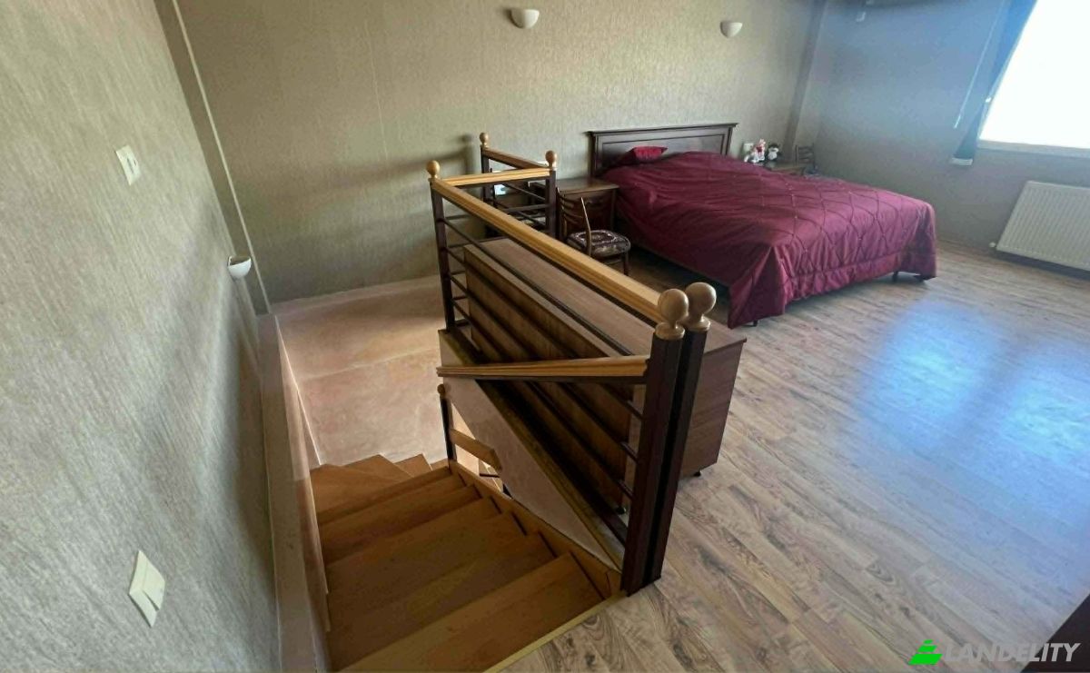 Dubbelzijdig Te koop 18 Zaza Panaskertel-Tsitsishvili St, Tbilisi, Tbilisi, Didi digomi, Georgia. Foto 8