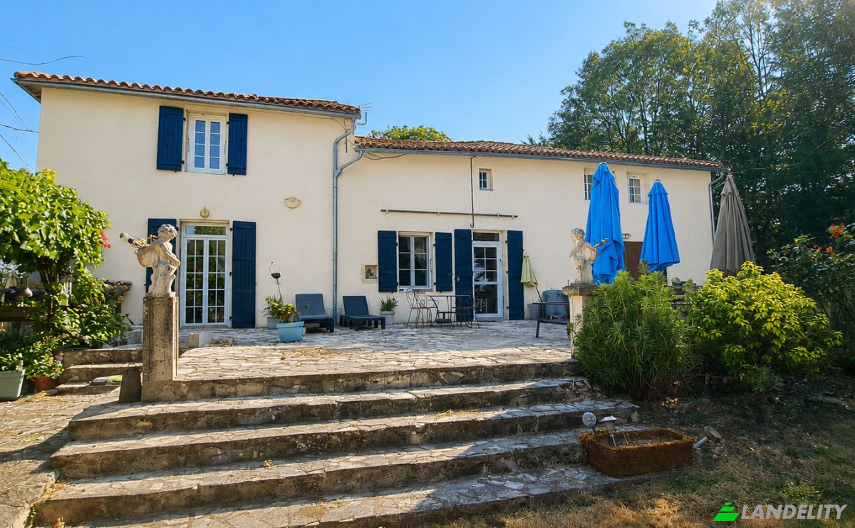 Casa de una sola familia en venta 1 Rte des Essarts, 79220 Cours, Cours, Deux-Sevres, Nouvelle-Aquitaine, France. Foto 1